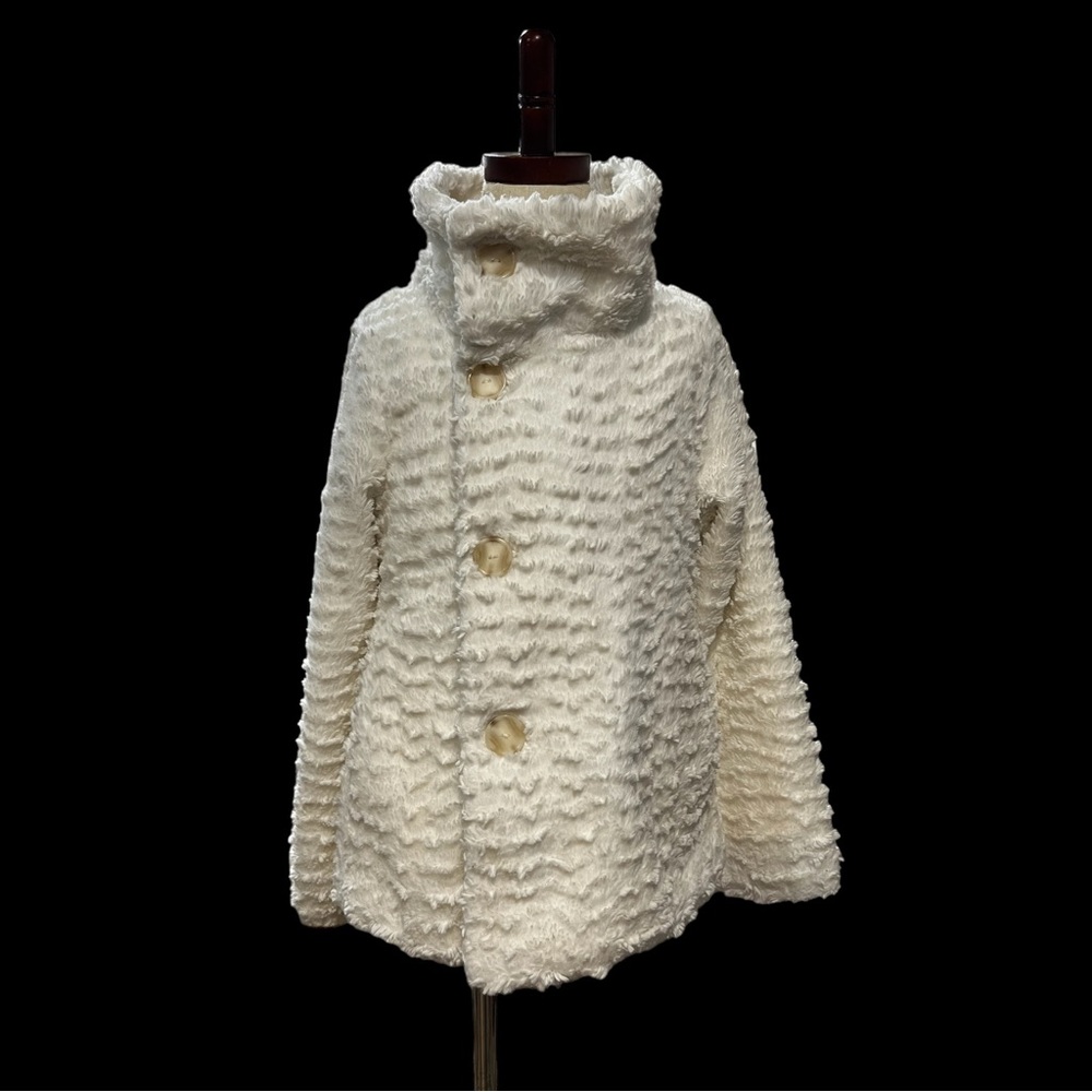 Patagonia Girls faux fur white Pelage Jacket